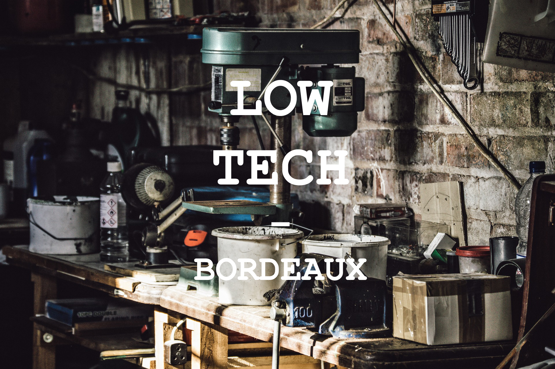 Group-Low Tech Bordeaux drill-1839030 1920.jpg